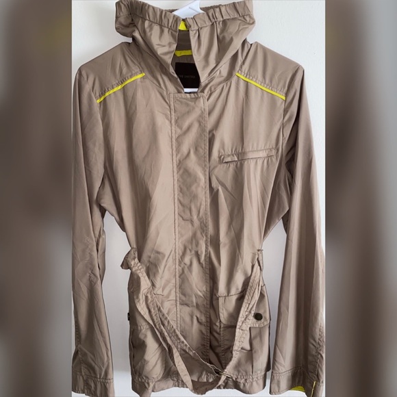 “The Limited” Wind Jacket Windbreaker - Picture 5 of 5